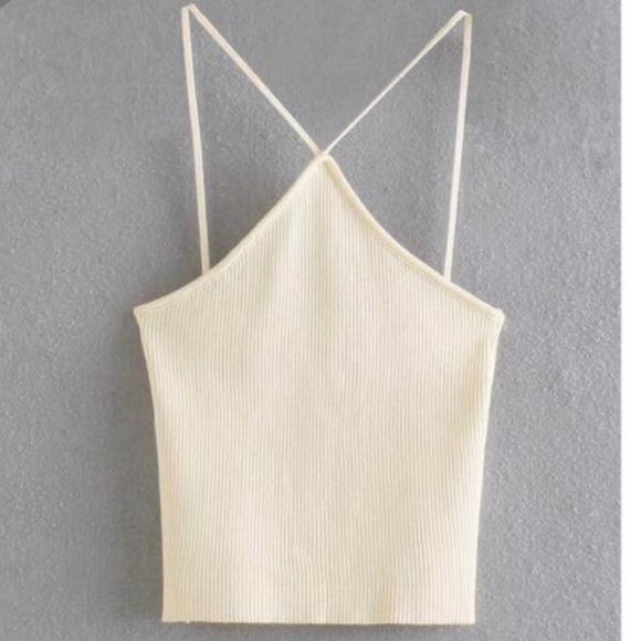 Cream ribbed halter top 🍨 - Picture 1 of 4